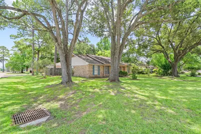 2001 Lamar Drive, Richmond, TX 77469 - Photo 10