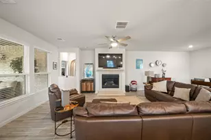 305 Royal Lily Trl, Montgomery, TX 77316 - Photo 10