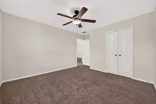 11823 Red Hummingbird Dr, Houston, TX 77047 - Photo 38