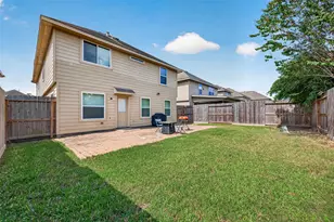 11823 Red Hummingbird Dr, Houston, TX 77047 - Photo 42