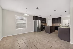 11823 Red Hummingbird Dr, Houston, TX 77047 - Photo 8