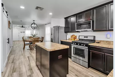 14114 Pecan Hill Court, Houston, TX 77048 - Photo 8