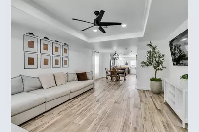 14114 Pecan Hill Court, Houston, TX 77048 - Photo 2