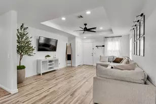 14114 Pecan Hill Ct, Houston, TX 77048 - Photo 4
