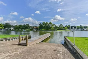 18519 Egret Bay Blvd, Webster, TX 77058 - Photo 4