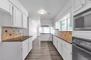 3318 Candleway Dr, Spring, TX 77388 - Photo 14