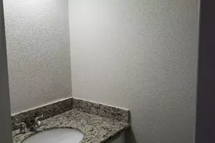 11710 Southlake Dr, Houston, TX 77077 - Photo 20