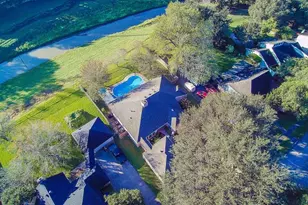 3915 Pleasant Valley Dr, Missouri City, TX 77459 - Photo 6