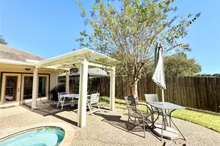 3915 Pleasant Valley Dr, Missouri City, TX 77459 - Photo 38