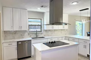 3915 Pleasant Valley Dr, Missouri City, TX 77459 - Photo 8