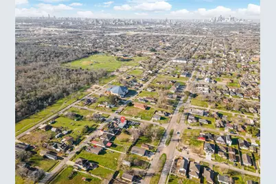 8901 Brandon Street, Houston, TX 77051 - Photo 6