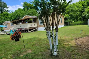 181 Janning St, Coldspring, TX 77331 - Photo 2