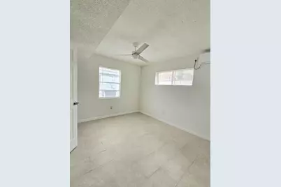 3823 Mount Pleasant St, Houston, TX 77021 - Photo 6