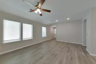 6902 Scarlet Sagebrush St, Katy, TX 77449 - Photo 2