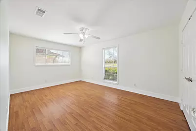 4530 T C Jester Boulevard, Houston, TX 77018 - Photo 18