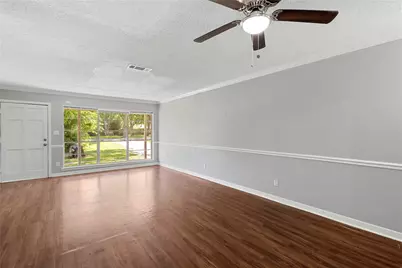 424 Southern Oaks Drive, Lake Jackson, TX 77566 - Photo 4