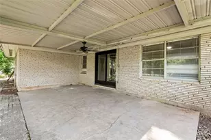 424 Southern Oaks Dr, Lake Jackson, TX 77566 - Photo 24