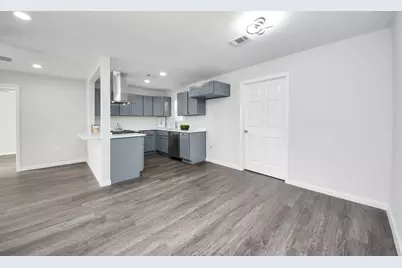 6511 Mohawk Street, Houston, TX 77016 - Photo 8