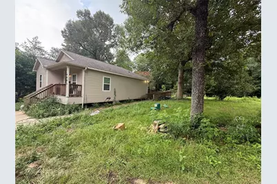 404 Gordon Drive, Livingston, TX 77351 - Photo 8