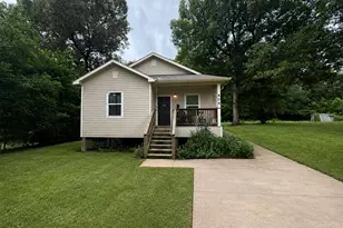 404 Gordon Dr, Livingston, TX 77351 - Photo 1