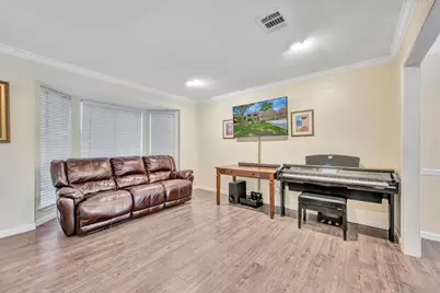 129 Coral Bay Drive, League City, TX 77573 - Photo 12