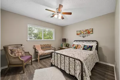 2102 Casa Rio Circle, Dickinson, TX 77539 - Photo 14