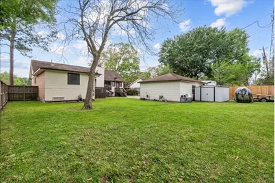 202 Harborcrest  Drive, Seabrook, TX 77586 - Photo 34