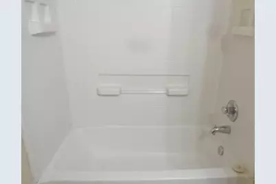 7925 Silver Oak Drive, Texas City, TX 77591 - Photo 10