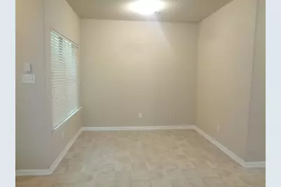 7925 Silver Oak Drive, Texas City, TX 77591 - Photo 2