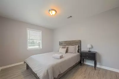 1803 Bayou Homes Drive, Galveston, TX 77551 - Photo 22