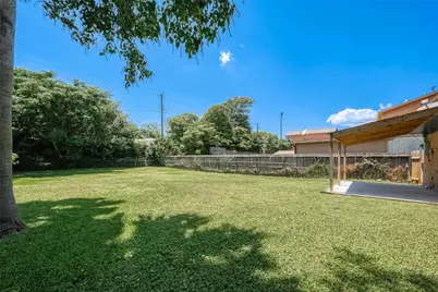 1803 Bayou Homes Drive, Galveston, TX 77551 - Photo 32
