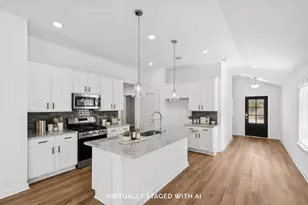 812 Vlg Brk Dr, Willis, TX 77378 - Photo 2