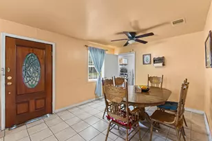 211 Crescent Dr, Pasadena, TX 77506 - Photo 6