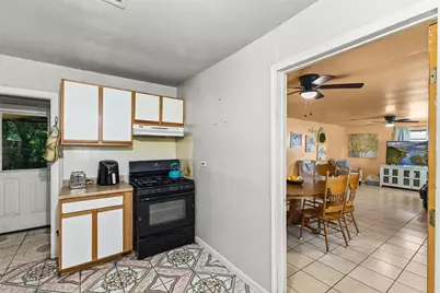 211 Crescent Drive, Pasadena, TX 77506 - Photo 8