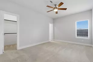1444 W 34th 1/2 St, Houston, TX 77018 - Photo 4