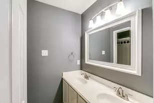 1718 Bumelia Ct, Sugar Land, TX 77479 - Photo 16