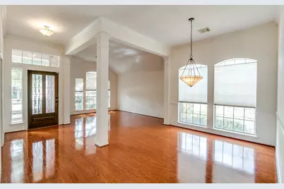 1718 Bumelia Court, Sugar Land, TX 77479 - Photo 4