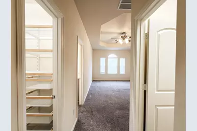 10717 Madden Oaks Place, Houston, TX 77043 - Photo 20