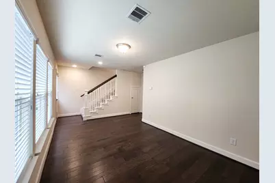 10717 Madden Oaks Place, Houston, TX 77043 - Photo 4