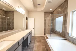 10717 Madden Oaks Pl, Houston, TX 77043 - Photo 26