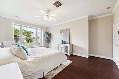 1818 Cross Spring Drive, Sugar Land, TX 77479 - Photo 18