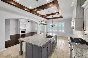 302 Spring Brook Ct, Lumberton, TX 77657 - Photo 4