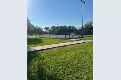 56 Garland Court, Lake Jackson, TX 77566 - Photo 28