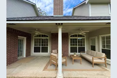 312 Timbercreek Drive, Lake Jackson, TX 77566 - Photo 34