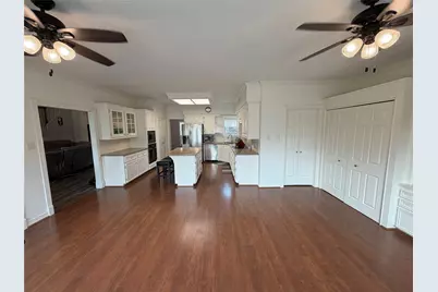 312 Timbercreek Drive, Lake Jackson, TX 77566 - Photo 22