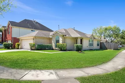 3218 Windy Cape Lane, League City, TX 77573 - Photo 2