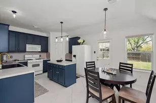 3218 Windy Cape Ln, League City, TX 77573 - Photo 8