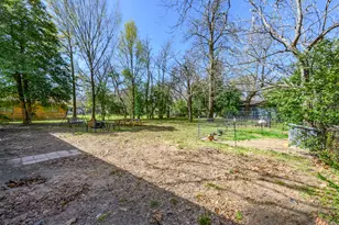 506 N Main St, Lindale, TX 75771 - Photo 20