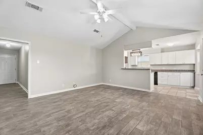 3214 Whitesail Drive, League City, TX 77573 - Photo 4
