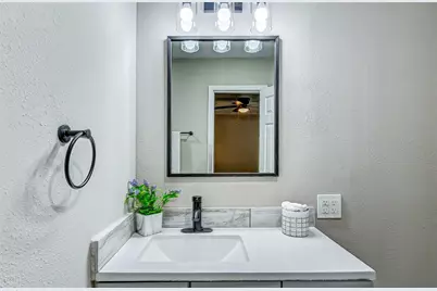 8707 Collingsdale Road, La Porte, TX 77571 - Photo 36